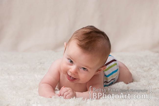 How to photograph your baby's milestones, tips from a photographer