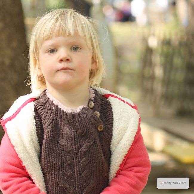 One Amazing Way to Tell Your Toddler they Rock. It can be so difficult to say positive things when your toddler is screaming all the time. This is such a neat trick to help them feel great about themselves.